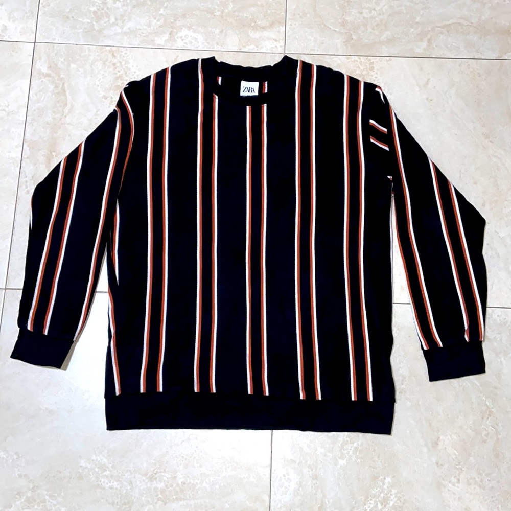 ZARA Long Sleeve Sweatshirt